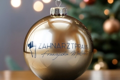 there-is-white-ornament-hanging-from-string-table-generative-aiuturur